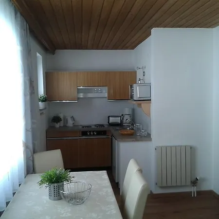 Apartment Haus Mondschein Nauders